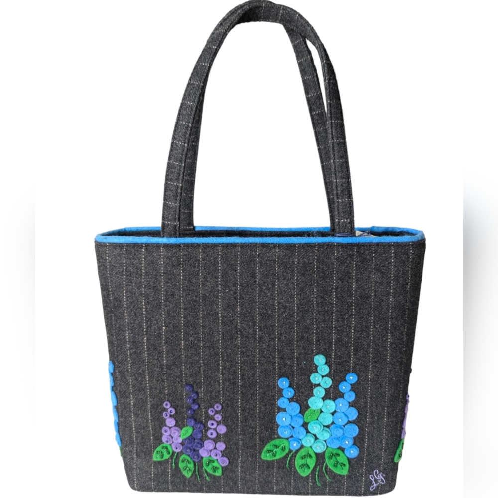 Lulu Guinness wool flower purse nwt